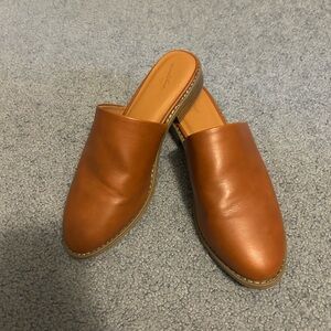 Universal Thread Tan Leather Mules with Almond Toe